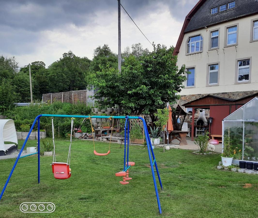 Ferienwohnung Erz-Hostel Thermalbad Wiesenbad Exterior photo